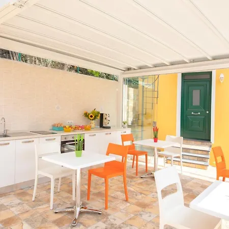 La Gioia Bed & Breakfast 3*